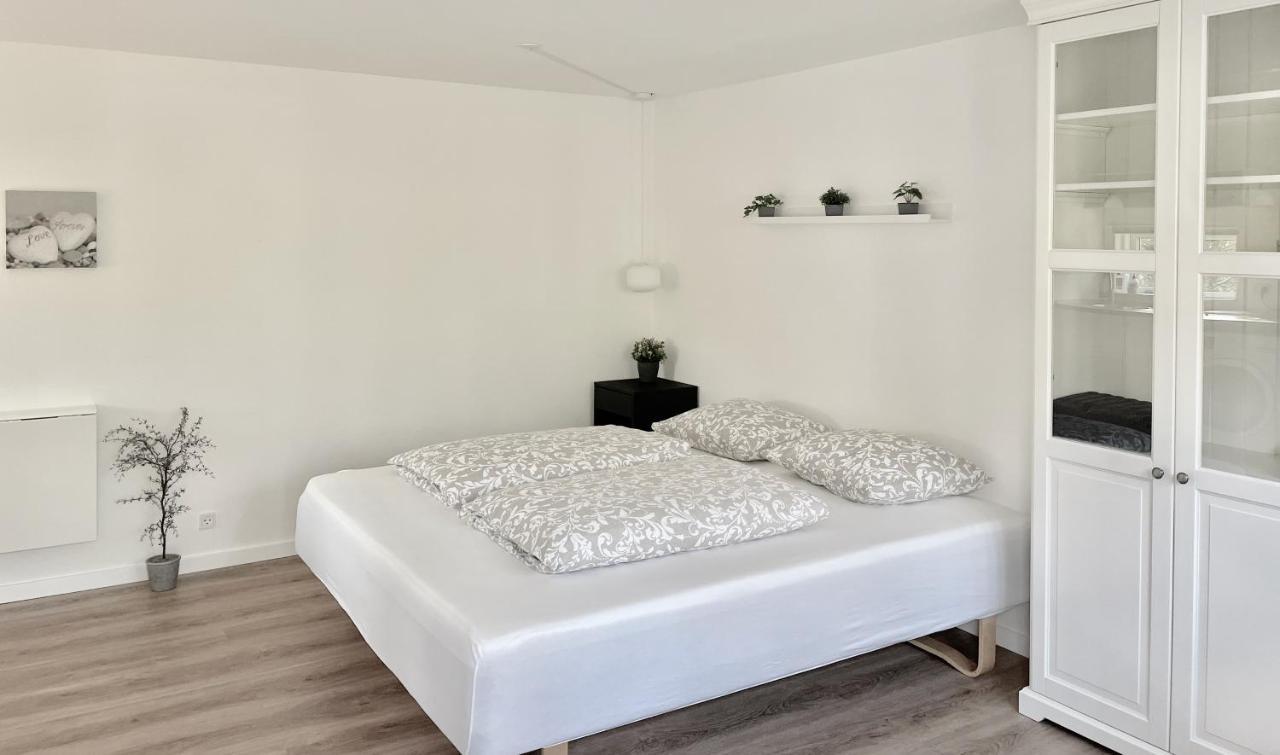 Cozy Private Annex Near Bathing Lake And 30 Min. From Copenhagen スランゲロプ エクステリア 写真